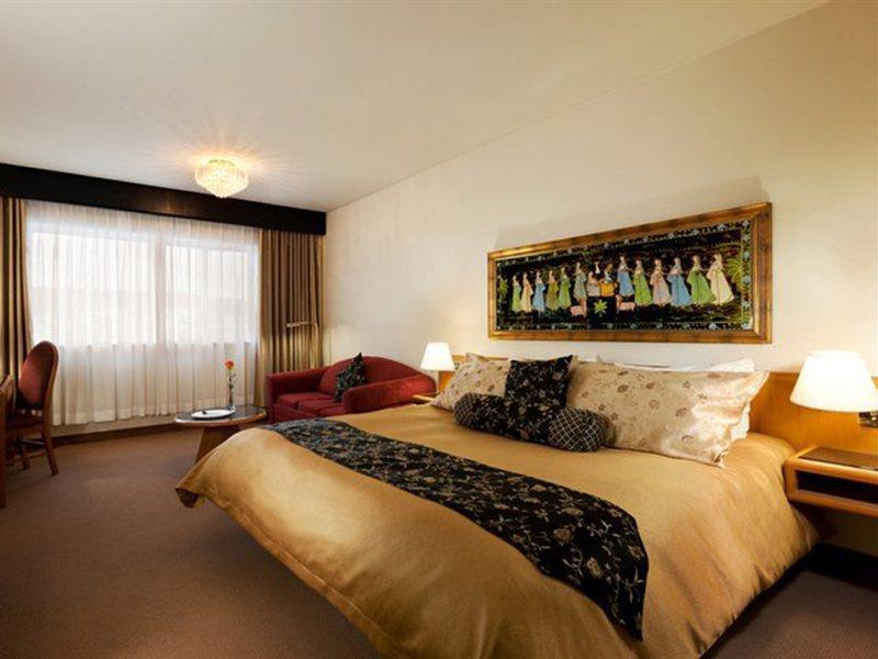 Quality Hotel Dorval Aeroport Экстерьер фото