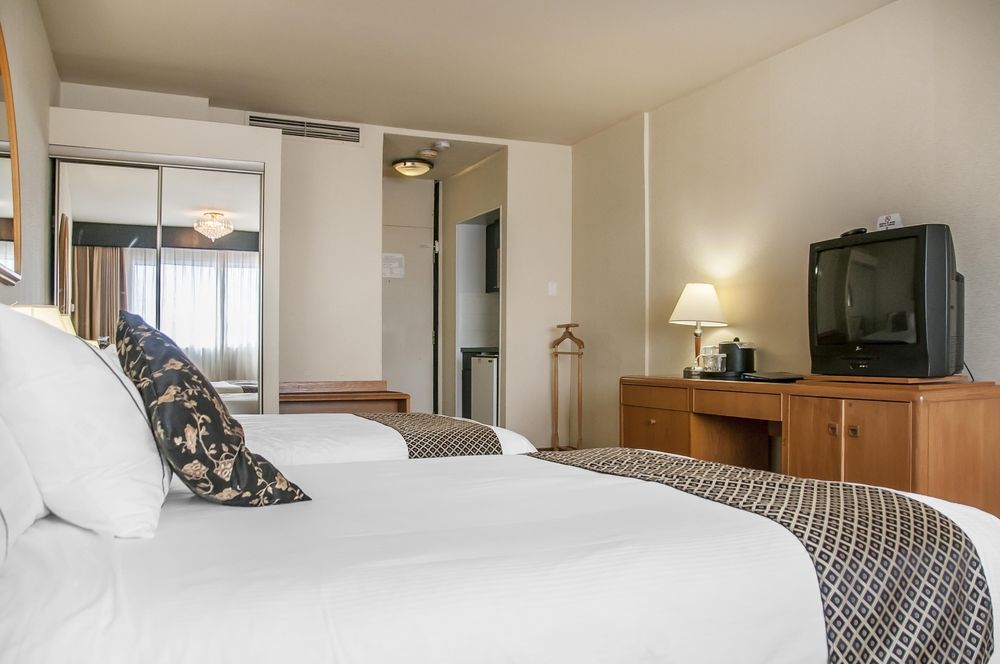 Quality Hotel Dorval Aeroport Экстерьер фото