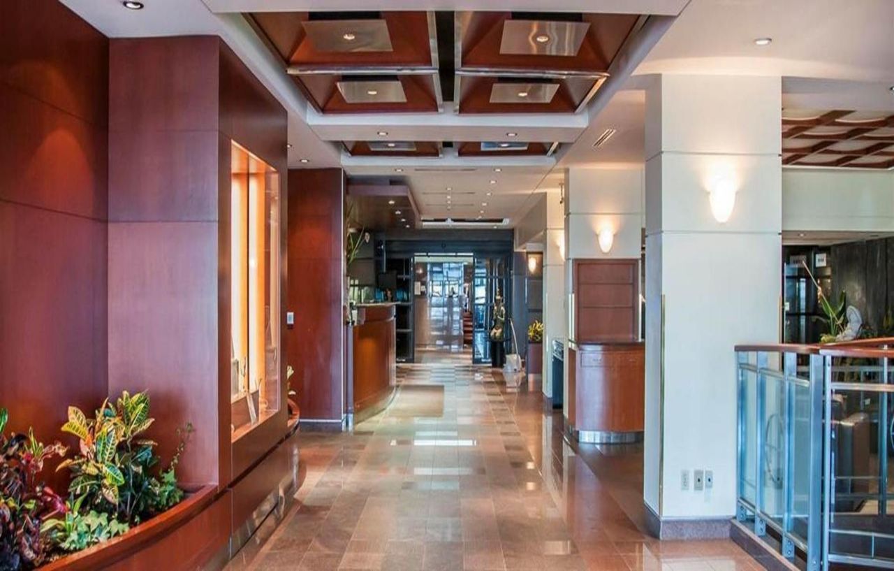 Quality Hotel Dorval Aeroport Экстерьер фото